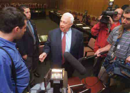 野党リーダー、アリエル・シャロン