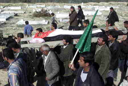 Kfar Daromで農作業をしていた７０歳のイブラーヒム Abu Maghasaibがイスラエル兵に射殺されたとされる。イスラエル側は否定。 